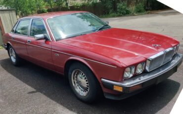 Jaguar-xj6-vanden-plas-1989-red