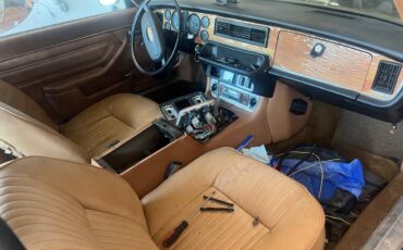 Jaguar-xj6c-1977-5