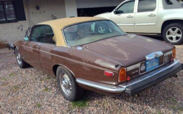 Jaguar-xj6c-1977-6