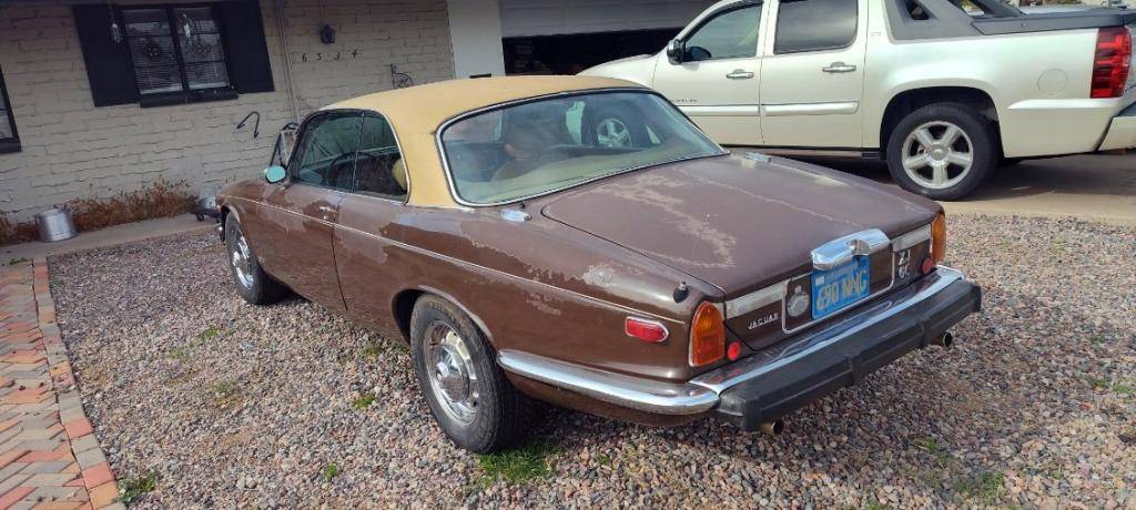 Jaguar-xj6c-1977-6