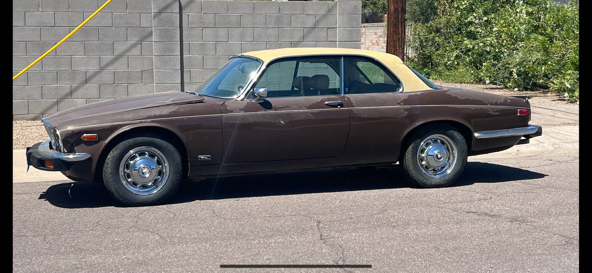 Jaguar-xj6c-1977-8