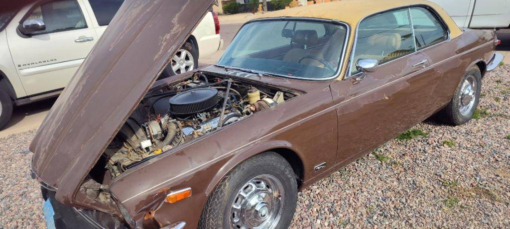 Jaguar-xj6c-1977-9