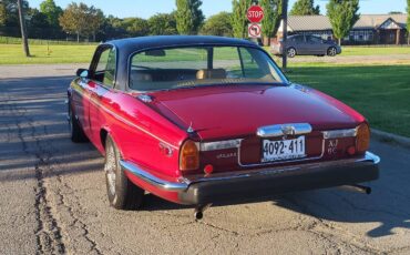 Jaguar-xj6c-1977-red