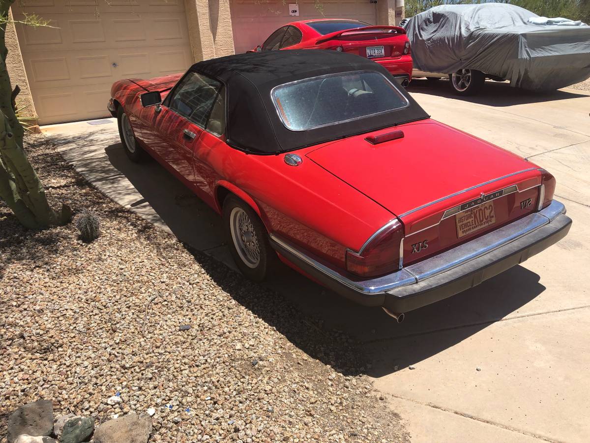 Jaguar-xjs-v12-convertible-1990-red-3