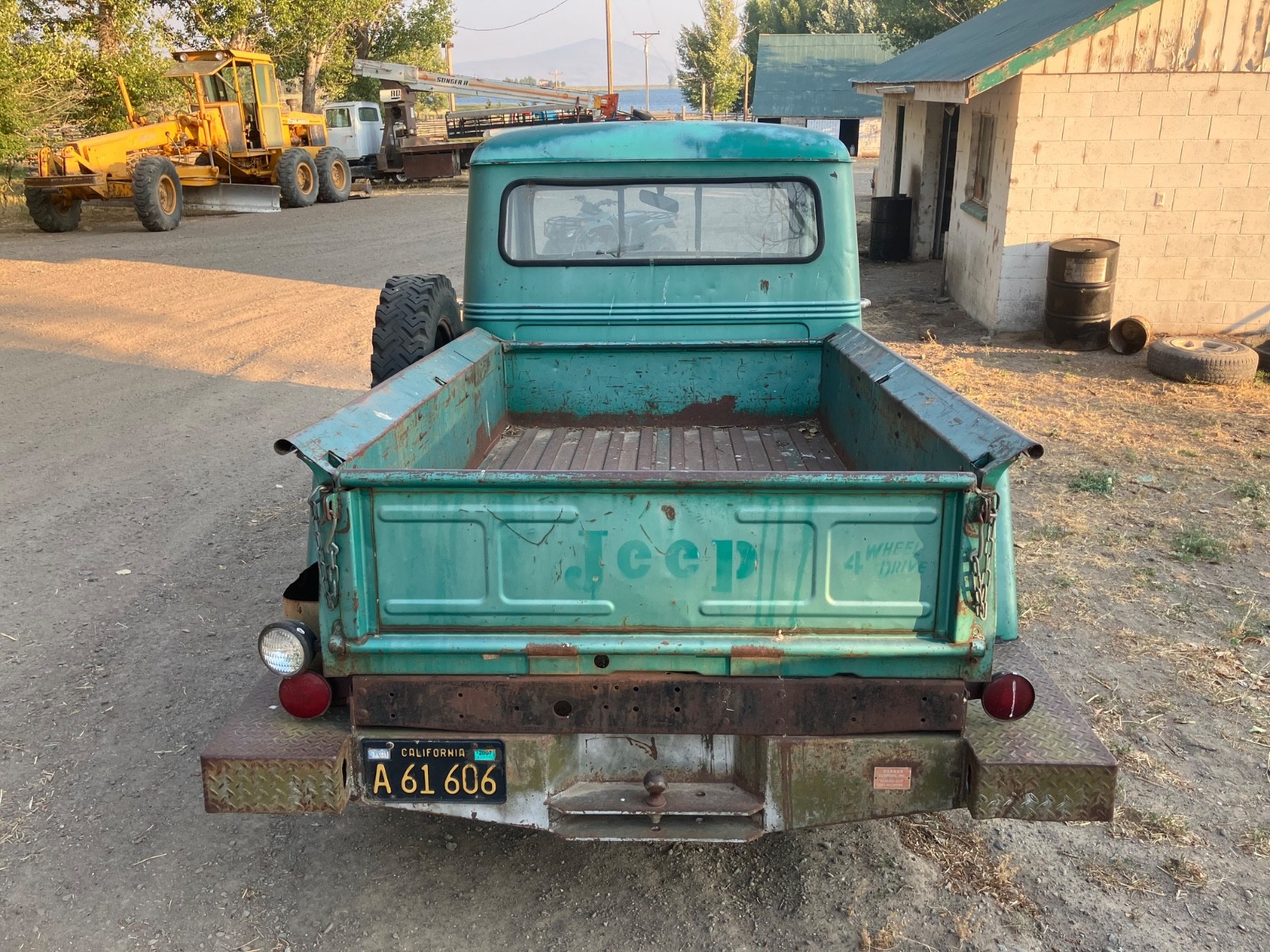 Jeep-12-Ton-Pickup-1962-2