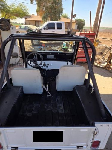 Jeep-1947-White-1