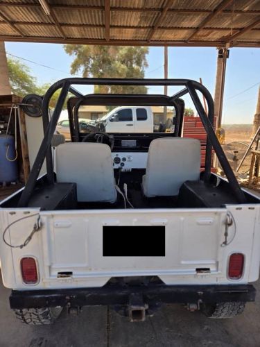 Jeep-1947-White-3