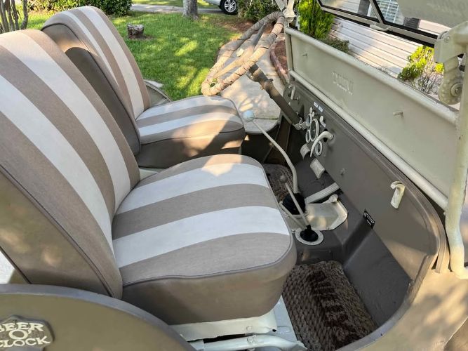 Jeep-1948-2