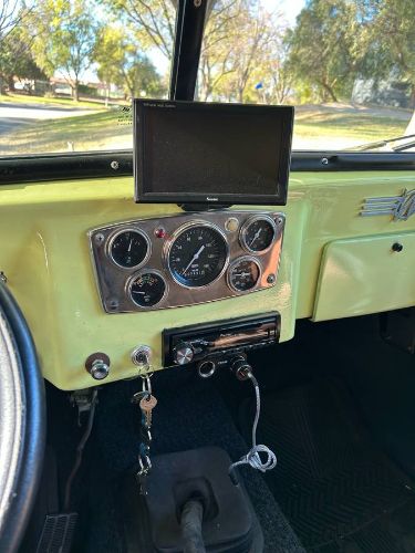Jeep-1957-1