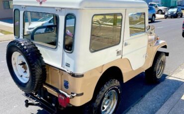 Jeep-1970-8
