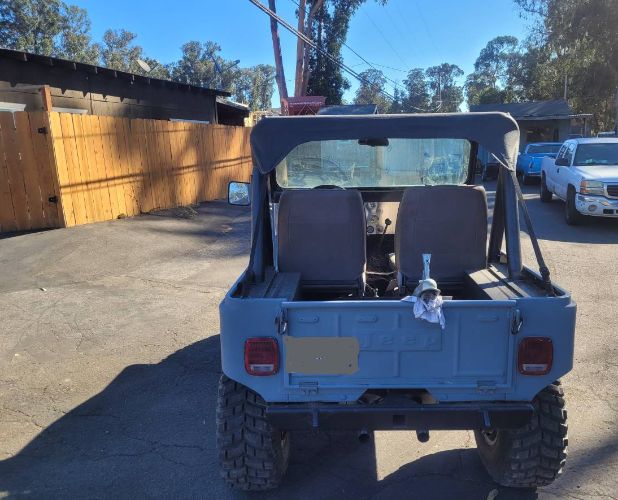 Jeep-1970-Gray-1