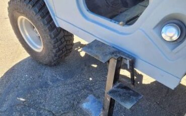 Jeep-1970-Gray-6
