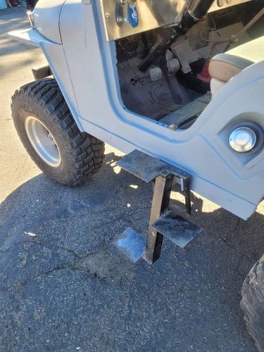 Jeep-1970-Gray-6