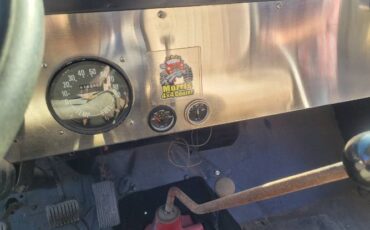 Jeep-1970-Gray-7