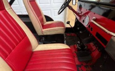 Jeep-1973-Red-4
