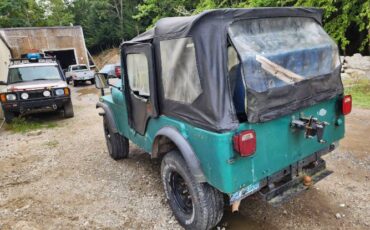 Jeep-1977-13