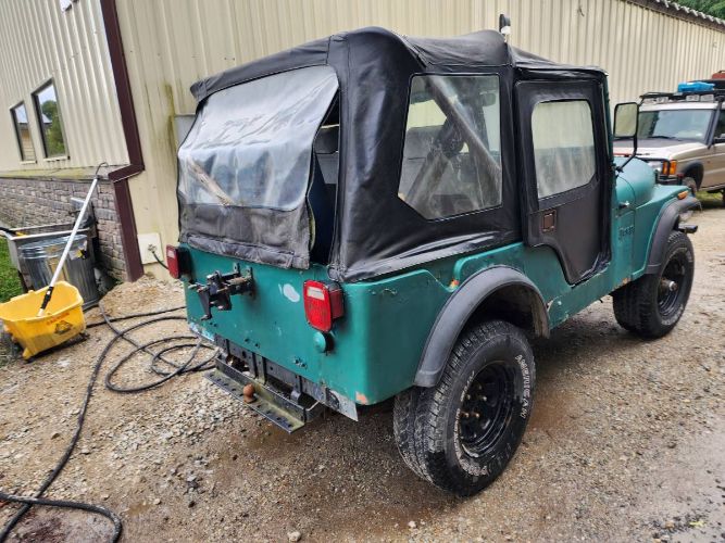 Jeep-1977-14