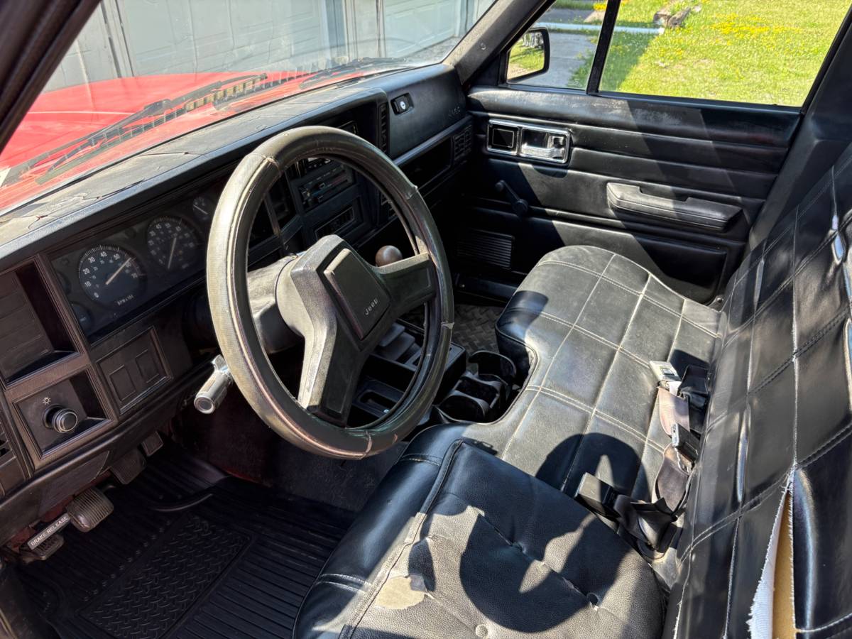 Jeep-1987-red-7