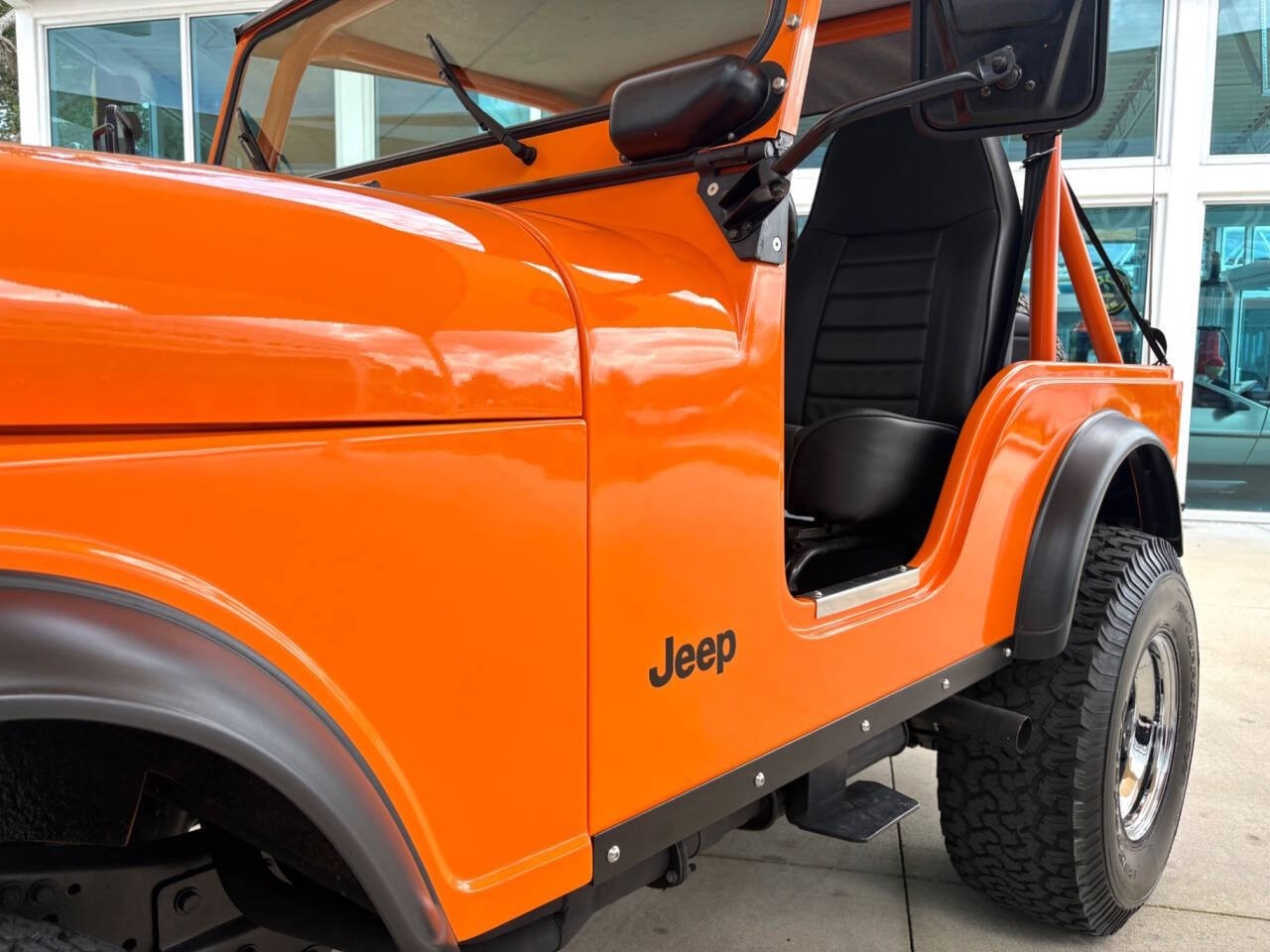 Jeep-CJ-1973-SUV-10