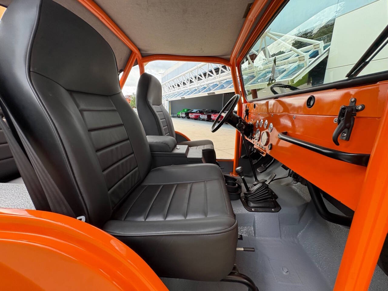 Jeep-CJ-1973-SUV-24