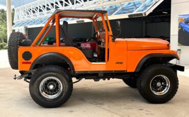 Jeep-CJ-1973-SUV-3