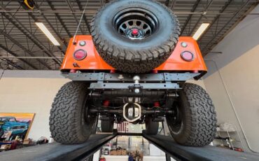 Jeep-CJ-1973-SUV-35