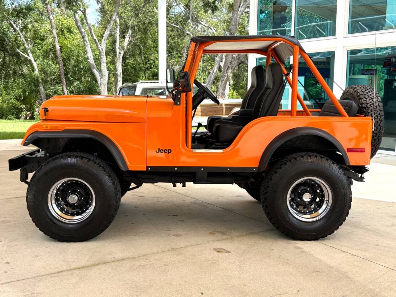 Jeep-CJ-1973-SUV-7