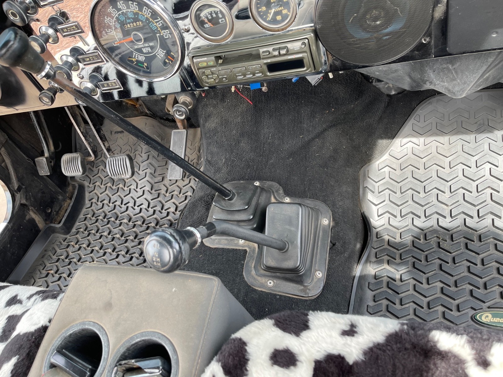 Jeep-CJ-1980-14
