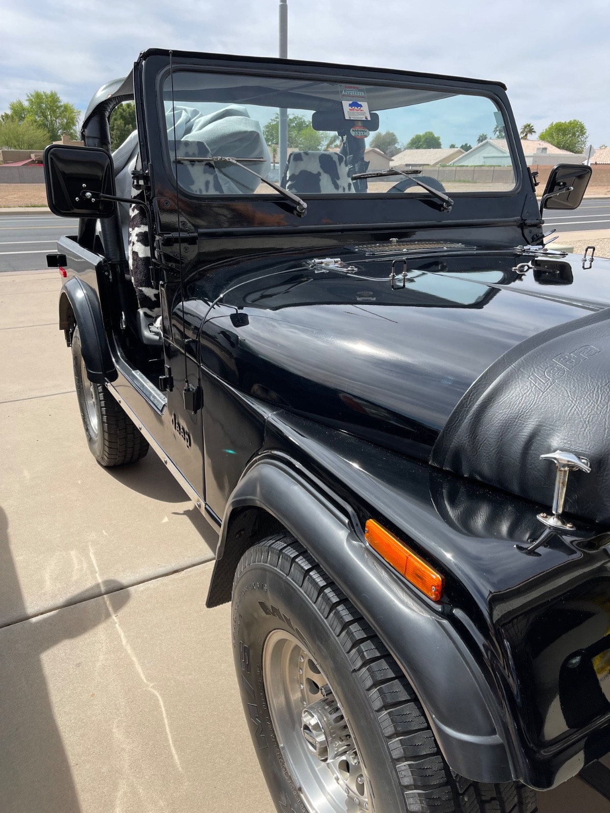 Jeep-CJ-1980-2