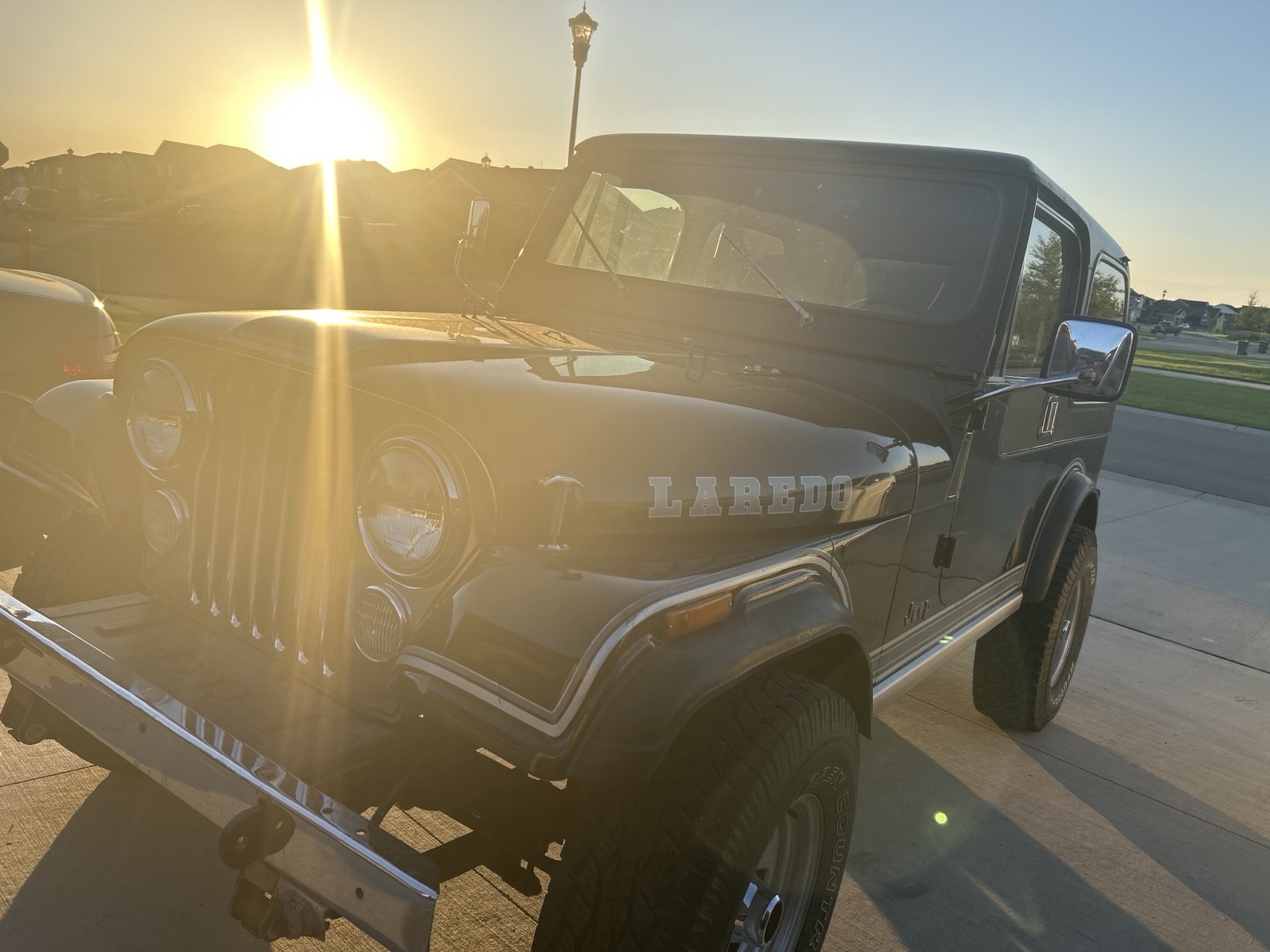 Jeep-CJ-1982-2