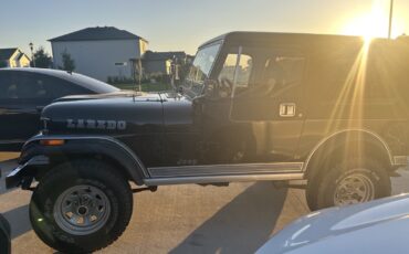 Jeep-CJ-1982-3