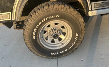 Jeep-CJ-1982-6