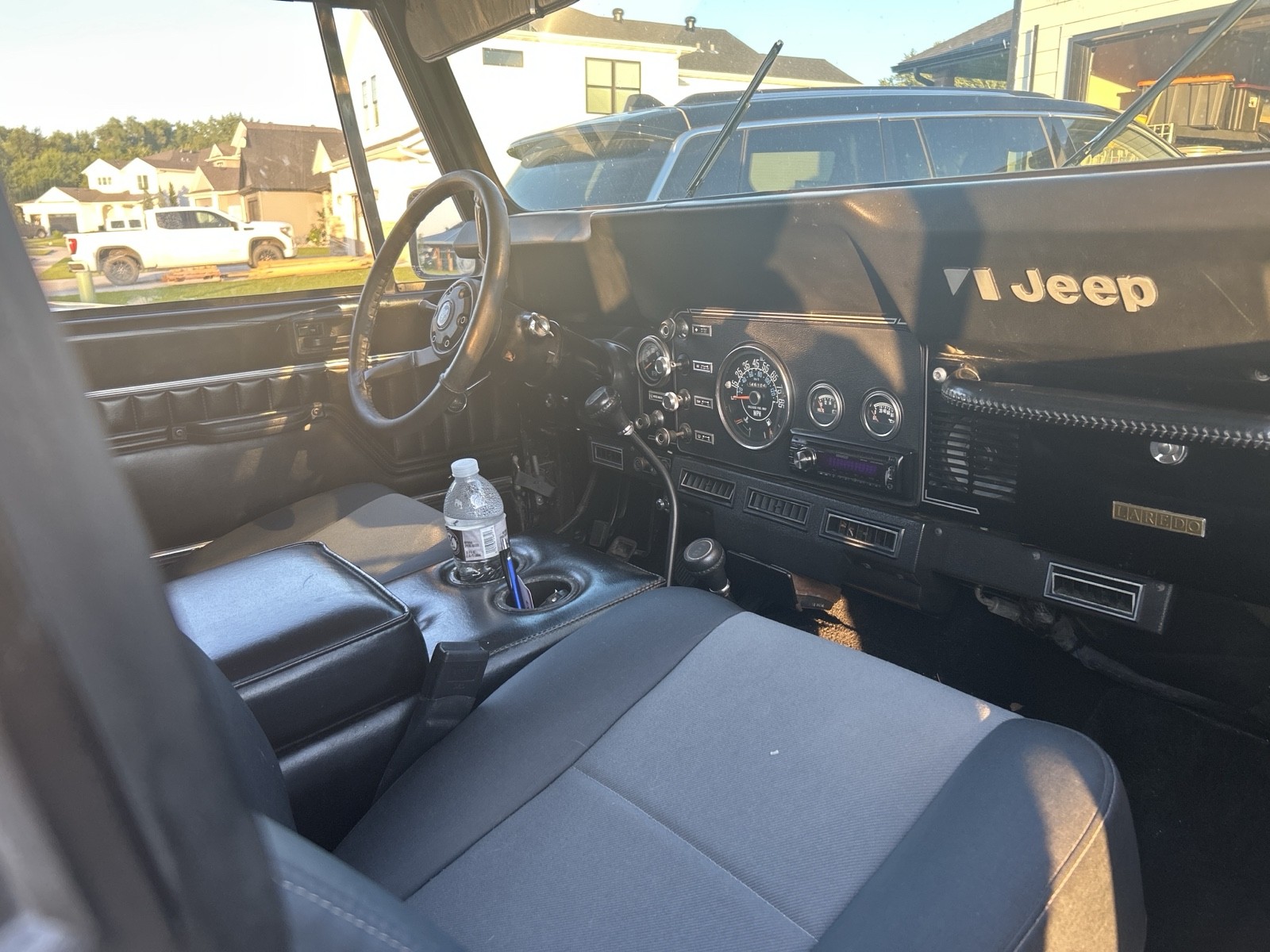 Jeep-CJ-1982-8