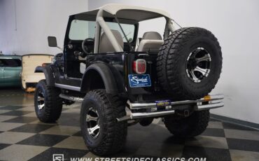 Jeep-CJ-1982-Jeep-12