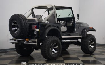 Jeep-CJ-1982-Jeep-15