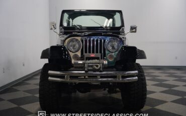 Jeep-CJ-1982-Jeep-5