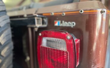 Jeep-CJ-1982-SUV-24