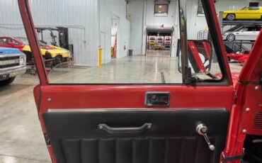 Jeep-CJ-1983-10