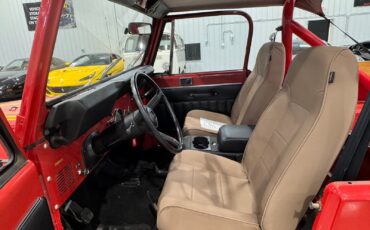 Jeep-CJ-1983-5