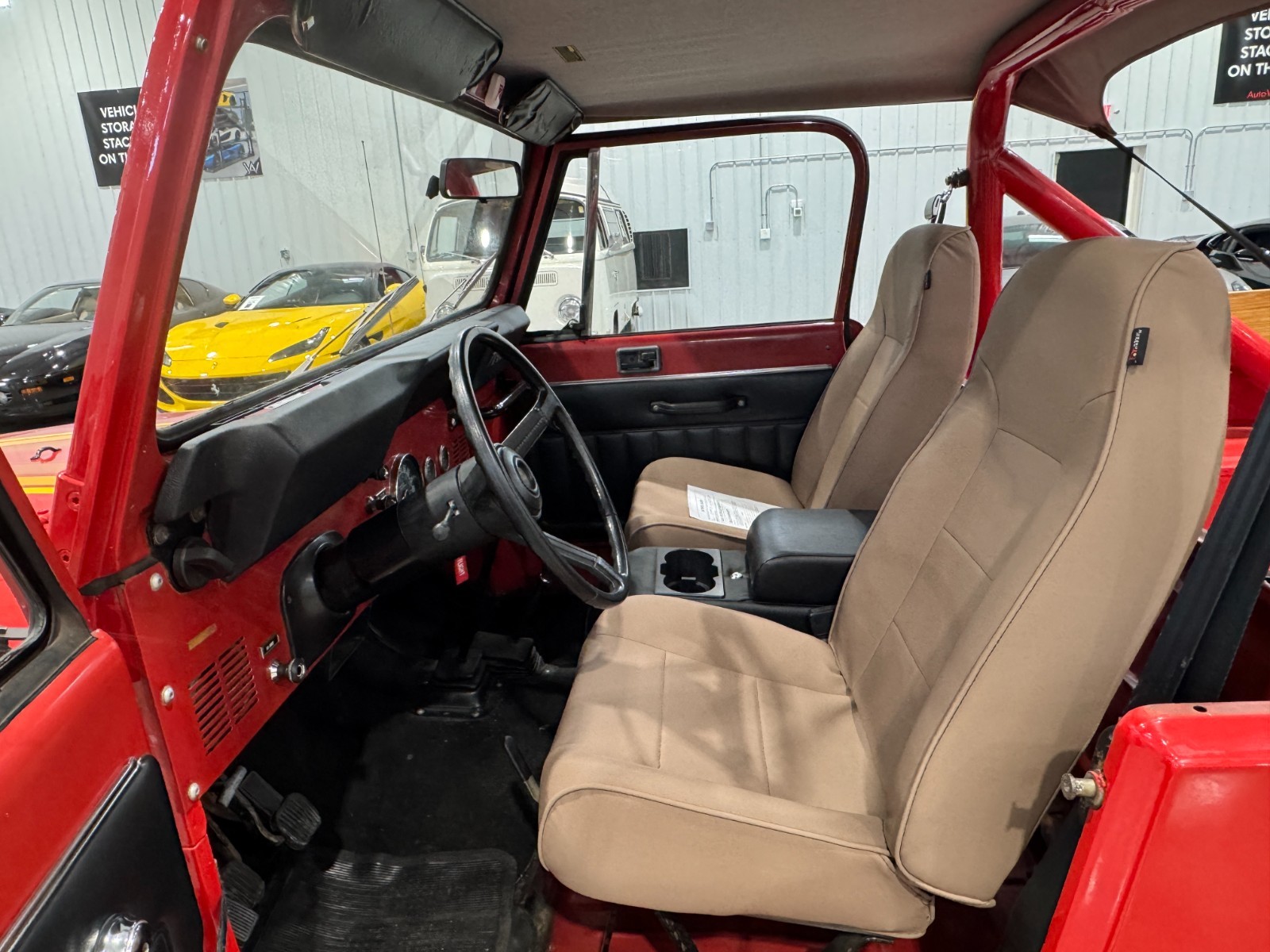 Jeep-CJ-1983-5