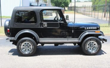 Jeep-CJ-1983-SUV-12