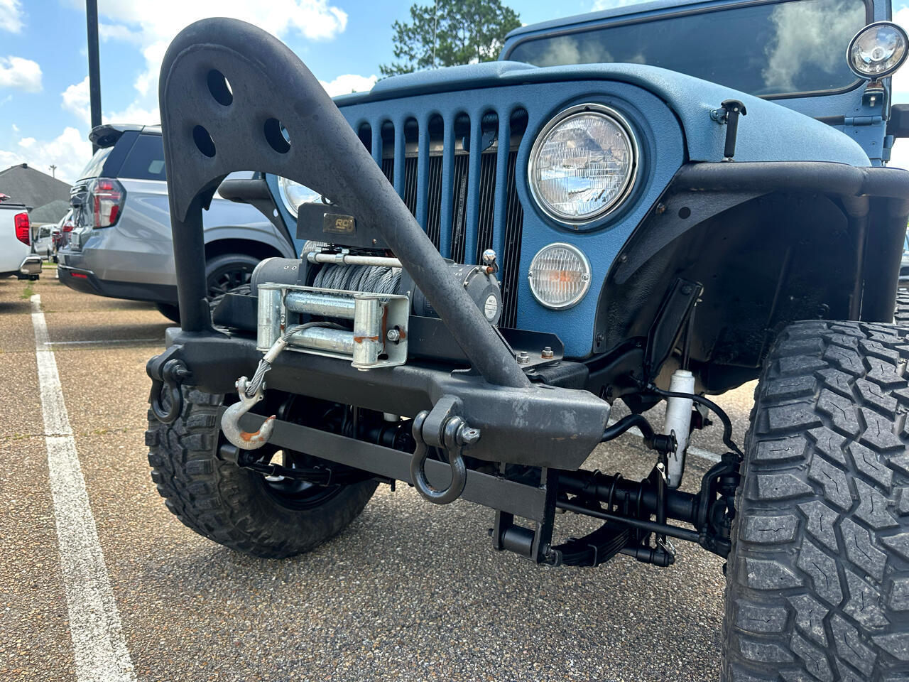 Jeep-CJ-1983-SUV-14