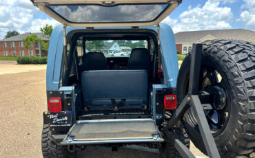Jeep-CJ-1983-SUV-18