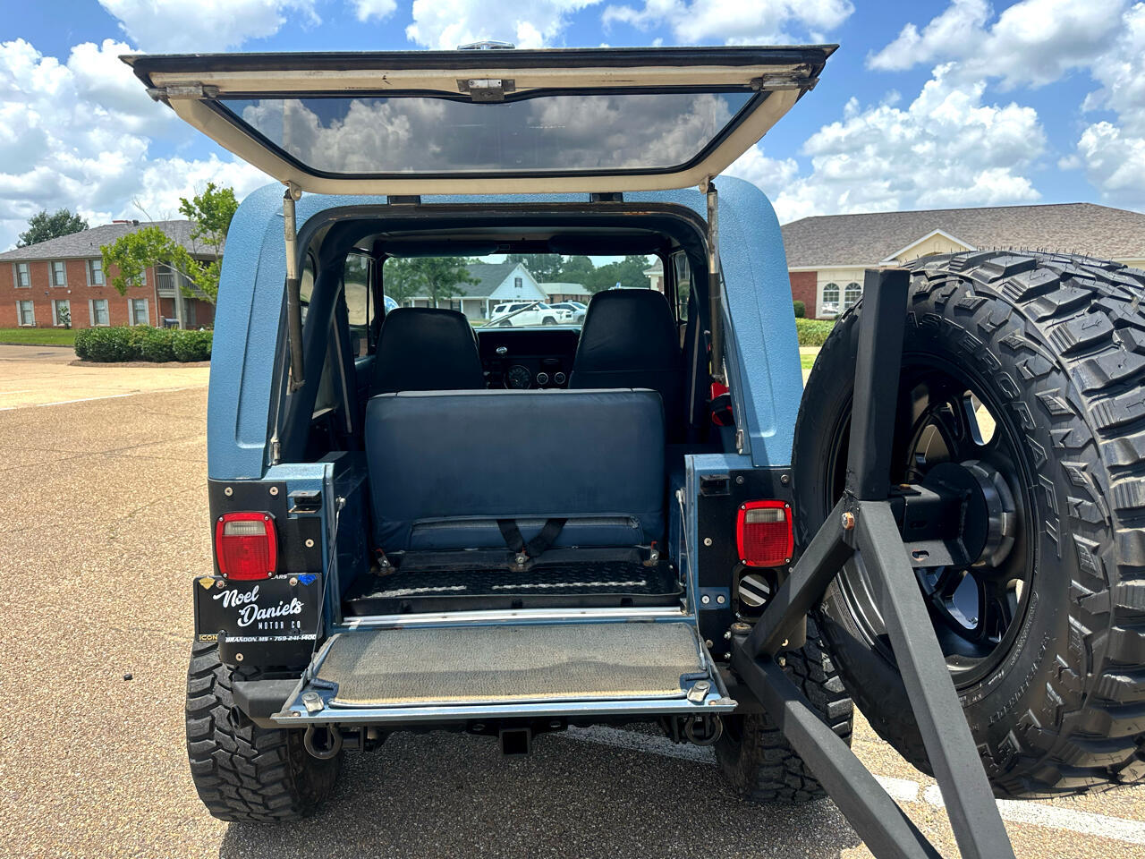 Jeep-CJ-1983-SUV-18