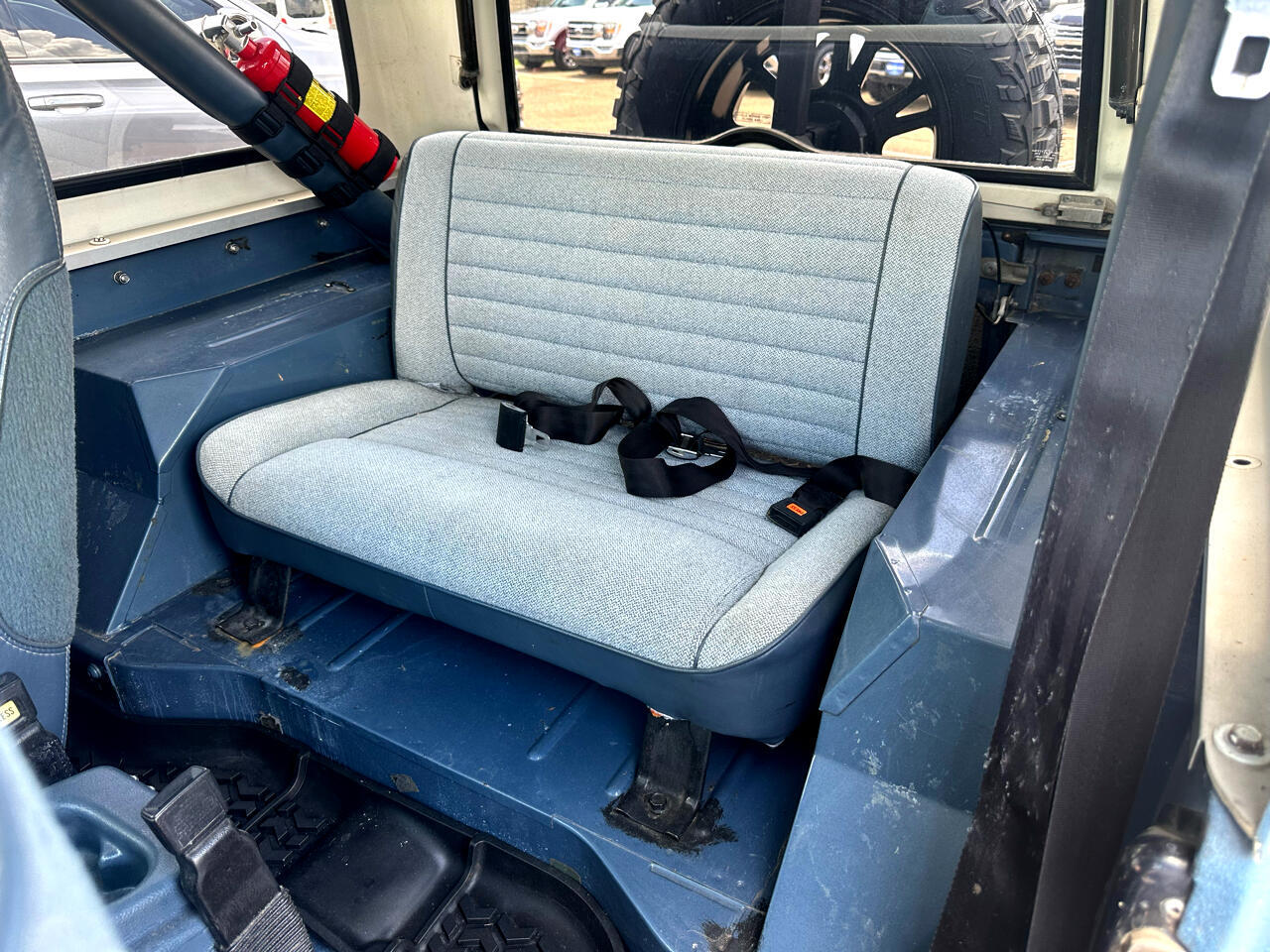 Jeep-CJ-1983-SUV-6