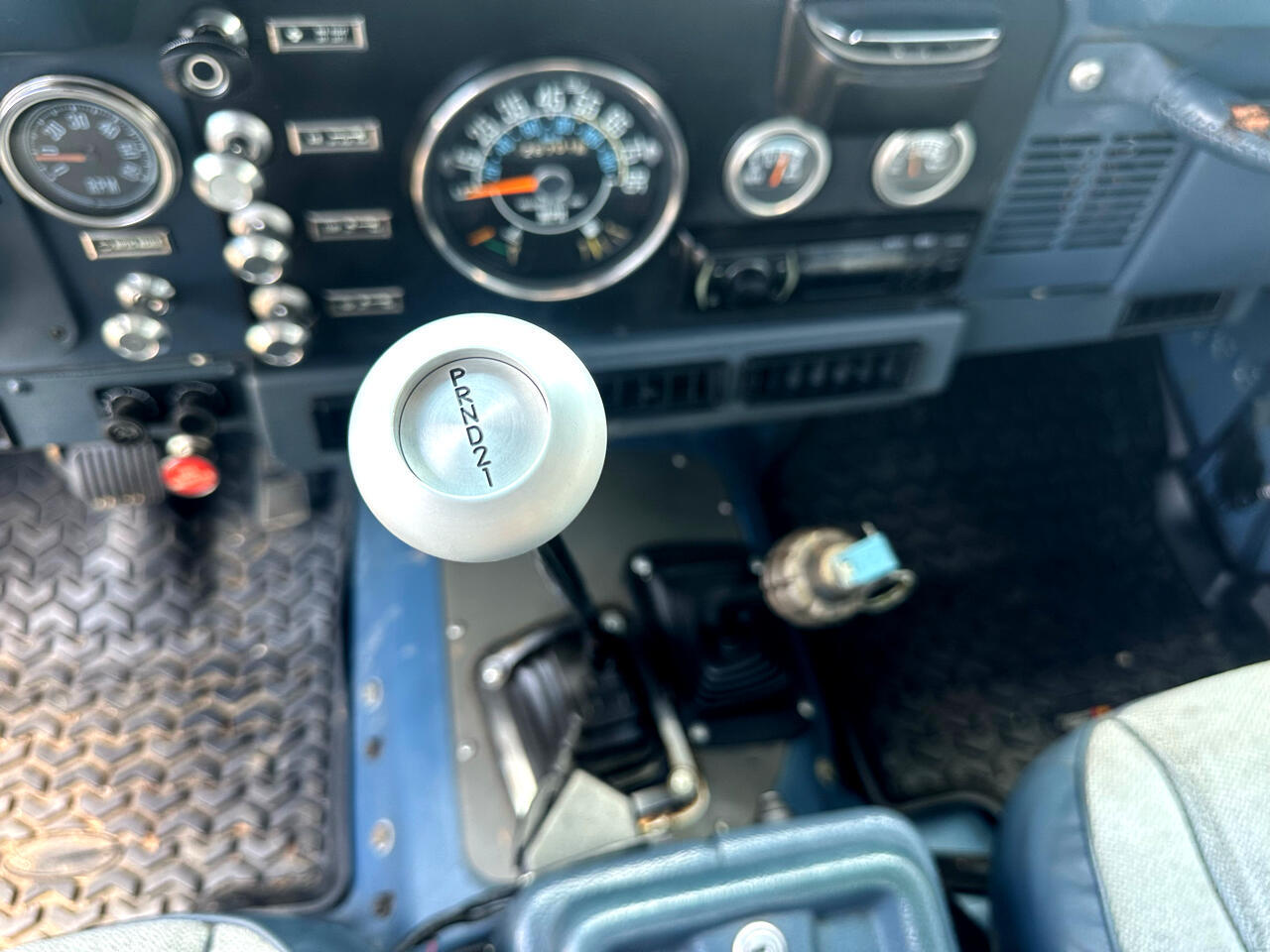 Jeep-CJ-1983-SUV-7