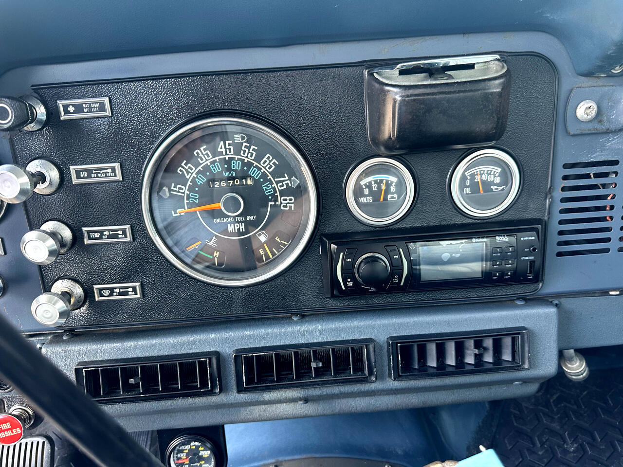 Jeep-CJ-1983-SUV-8
