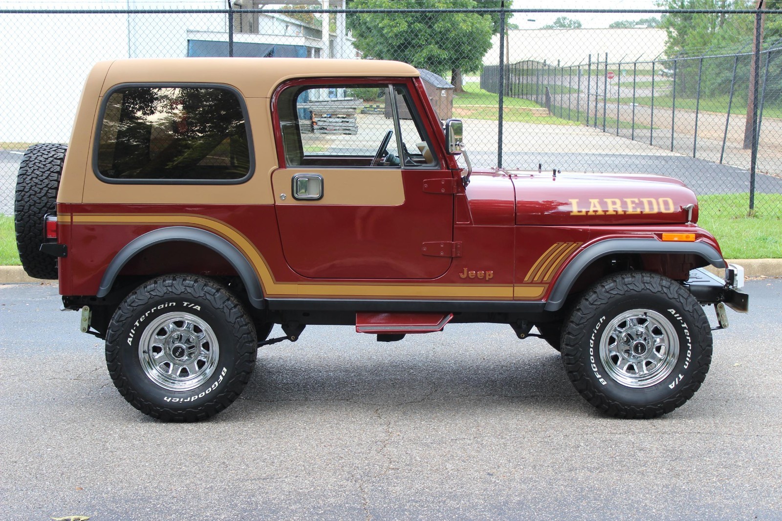 Jeep-CJ-1986-SUV-3