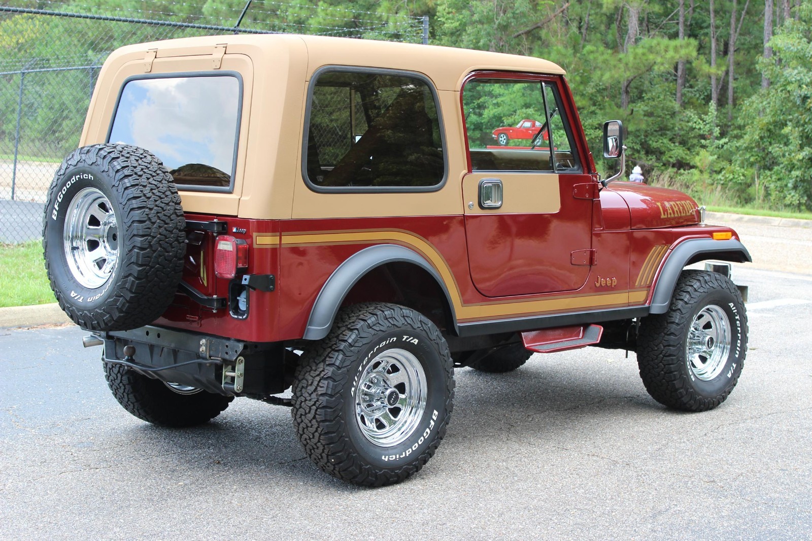 Jeep-CJ-1986-SUV-4