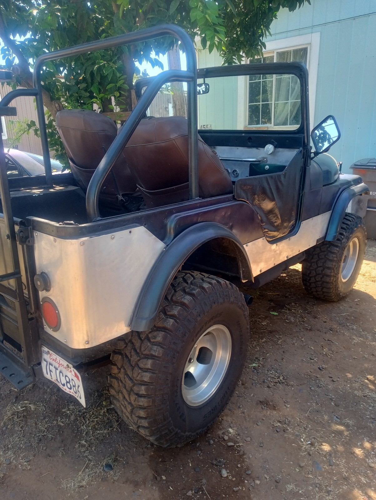 Jeep-CJ-5-1973-4
